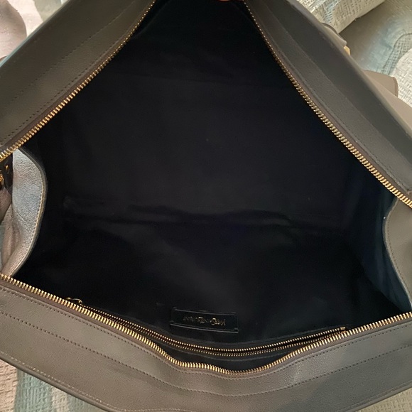 Saint Laurent Caba bag - Picture 8 of 17